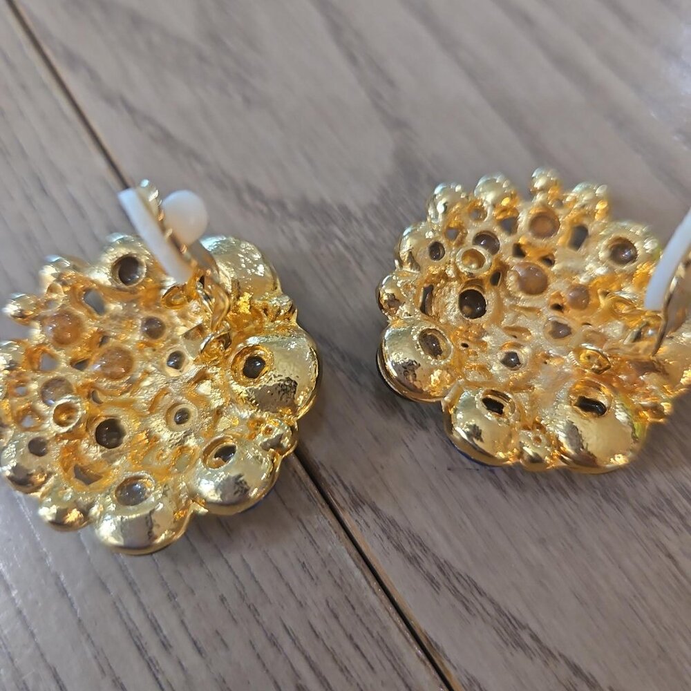 VTG Multi-Jewel Tone Colors Clip-On Earrings Bright Gold Metal Paddle Style - Picture 8 of 9